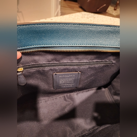 NWT - *AUTHENTIC COACH HANDBAG* - Picture 7 of 13